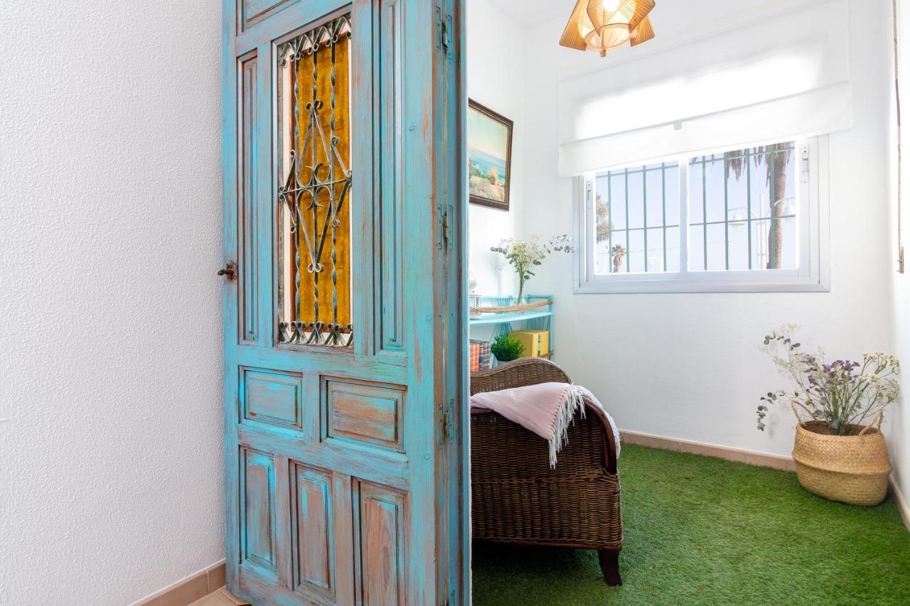 Sea & Wave Al Rolo Beach Apartment Málaga Dış mekan fotoğraf