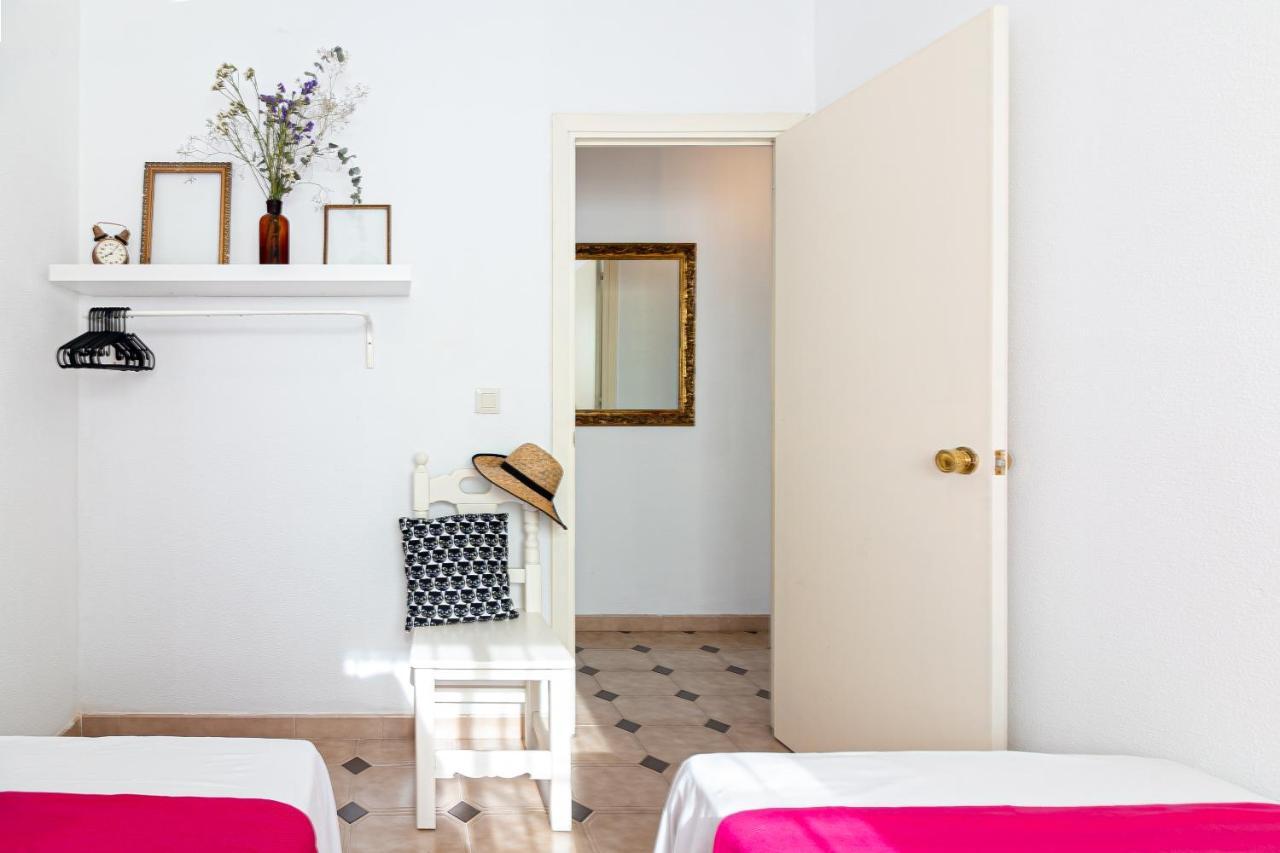 Sea & Wave Al Rolo Beach Apartment Málaga Dış mekan fotoğraf